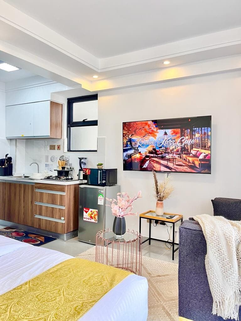 Additional photos image 1