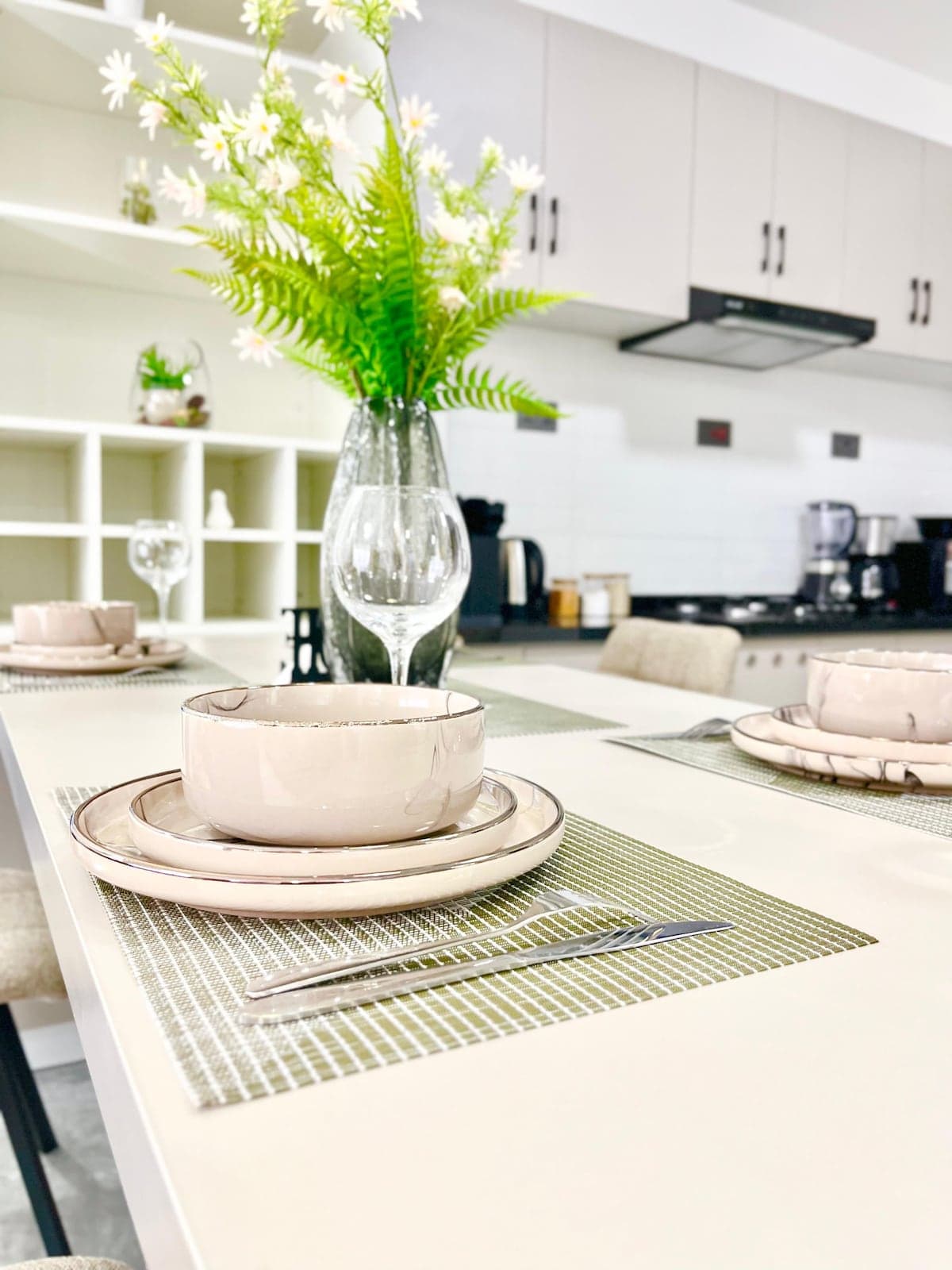 Full kitchen image 3