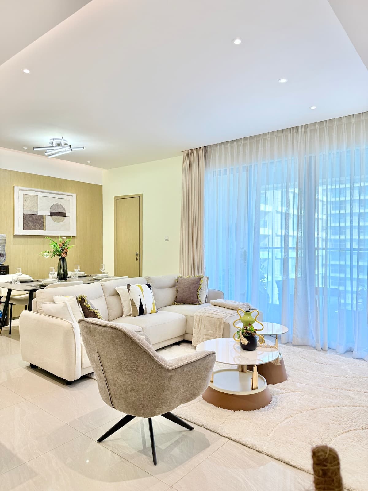 Living room image 12