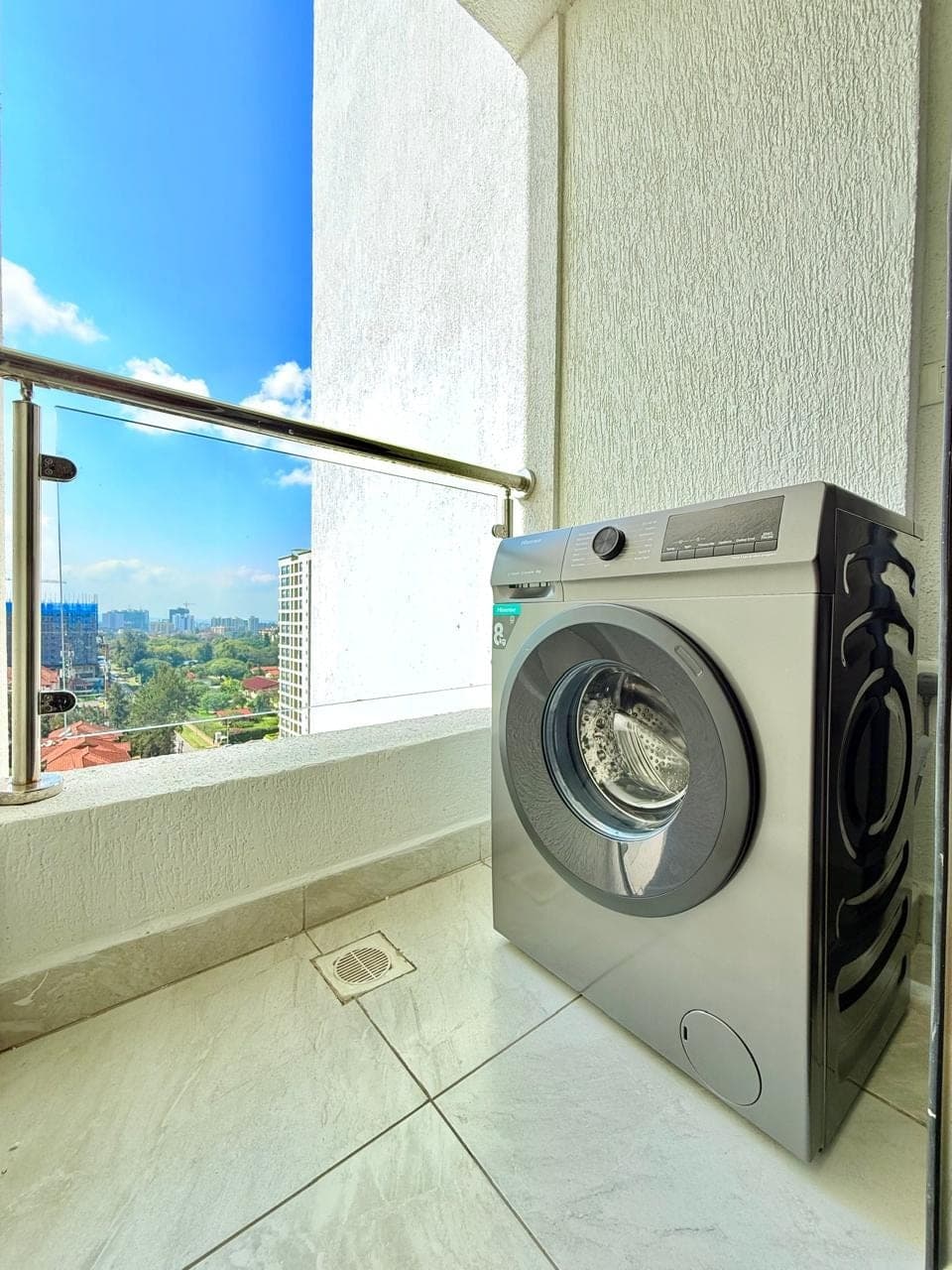 Laundry area image 1