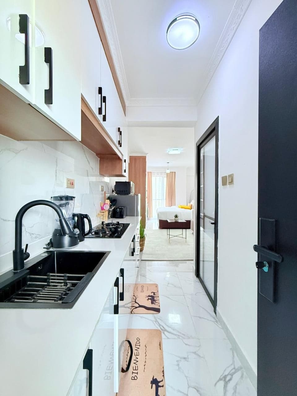 Full kitchen image 5