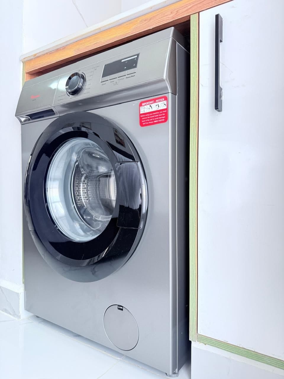 Laundry area image 1